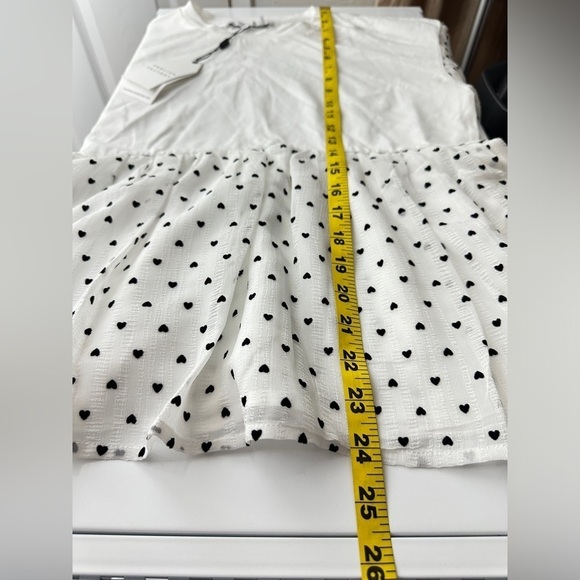 NWT English Factory Contrasting Heart Dotted Puff Sleeve Peplum Top White Sz S - Picture 10 of 13